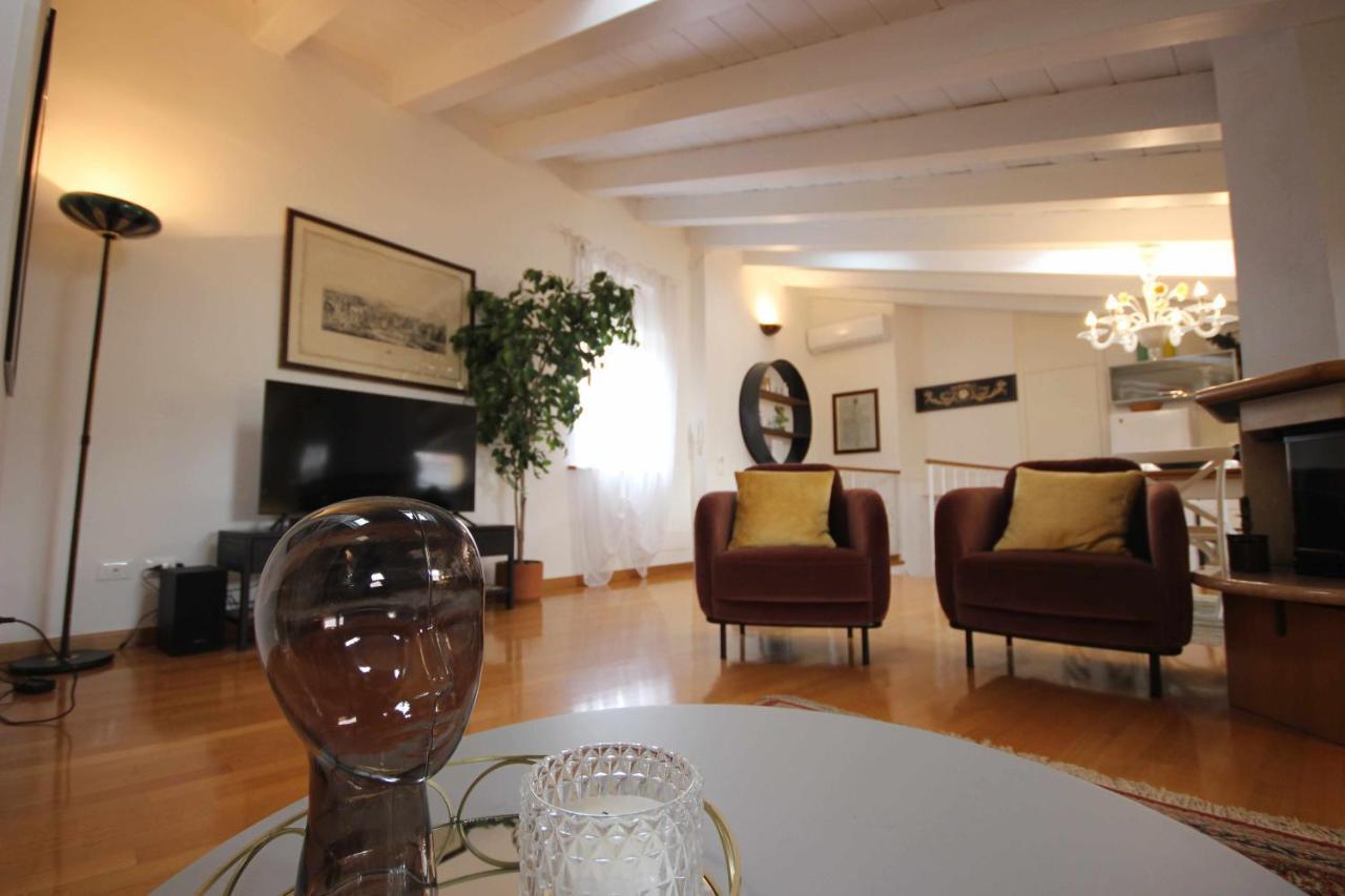 Case Vr Holiday Attico San Domenico Verona Luaran gambar